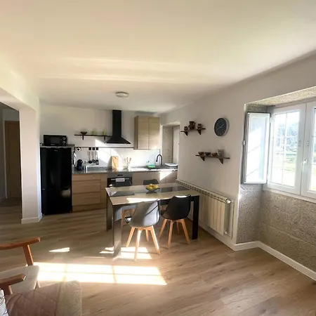 Sea Breeze Apartamento Laxe